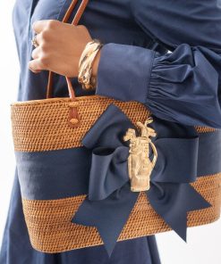 Large Charlotte - Navy Fluffy Bow with Golf Bag