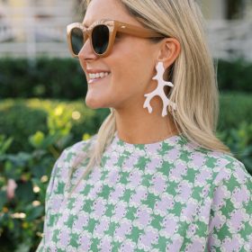 Acrylic Coral Earring - Florida Friends