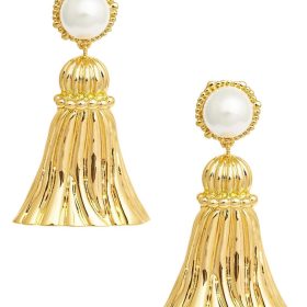 Annie Tassel - Pearl Earring